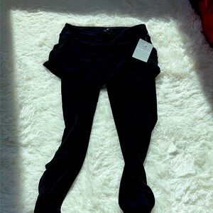 Athleta brand new women’s 2 in 1 skirt and leggings zazan